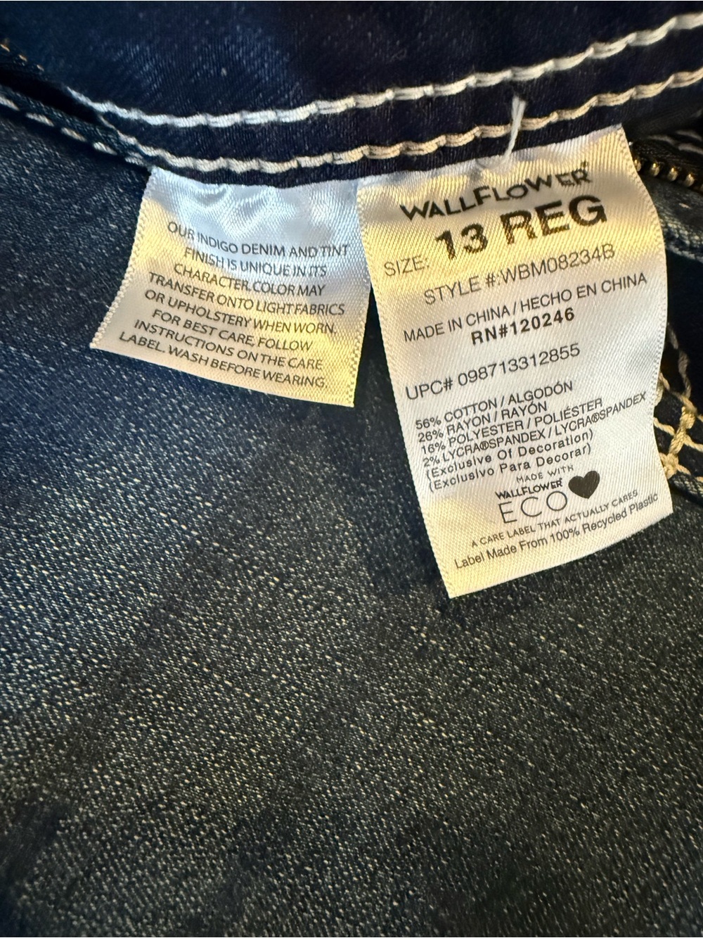WallFlower Curvy Bootcut Jeans 13/31 NWT Western - Picture 12 of 13